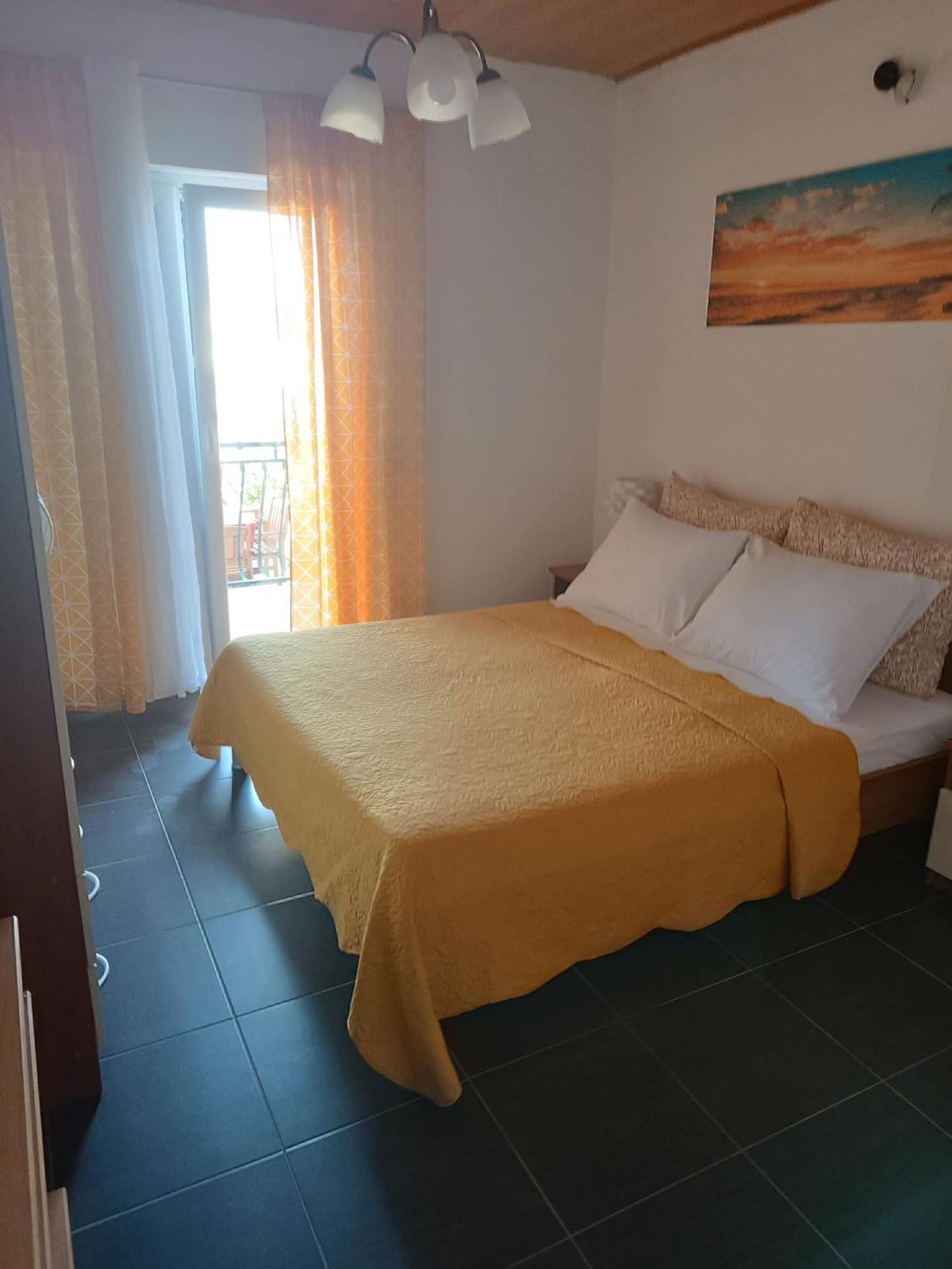 Apartment Ante Brela Exterior photo